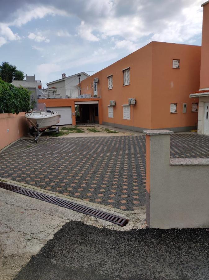 Apartment Zrno มาคาร์สกา ภายนอก รูปภาพ